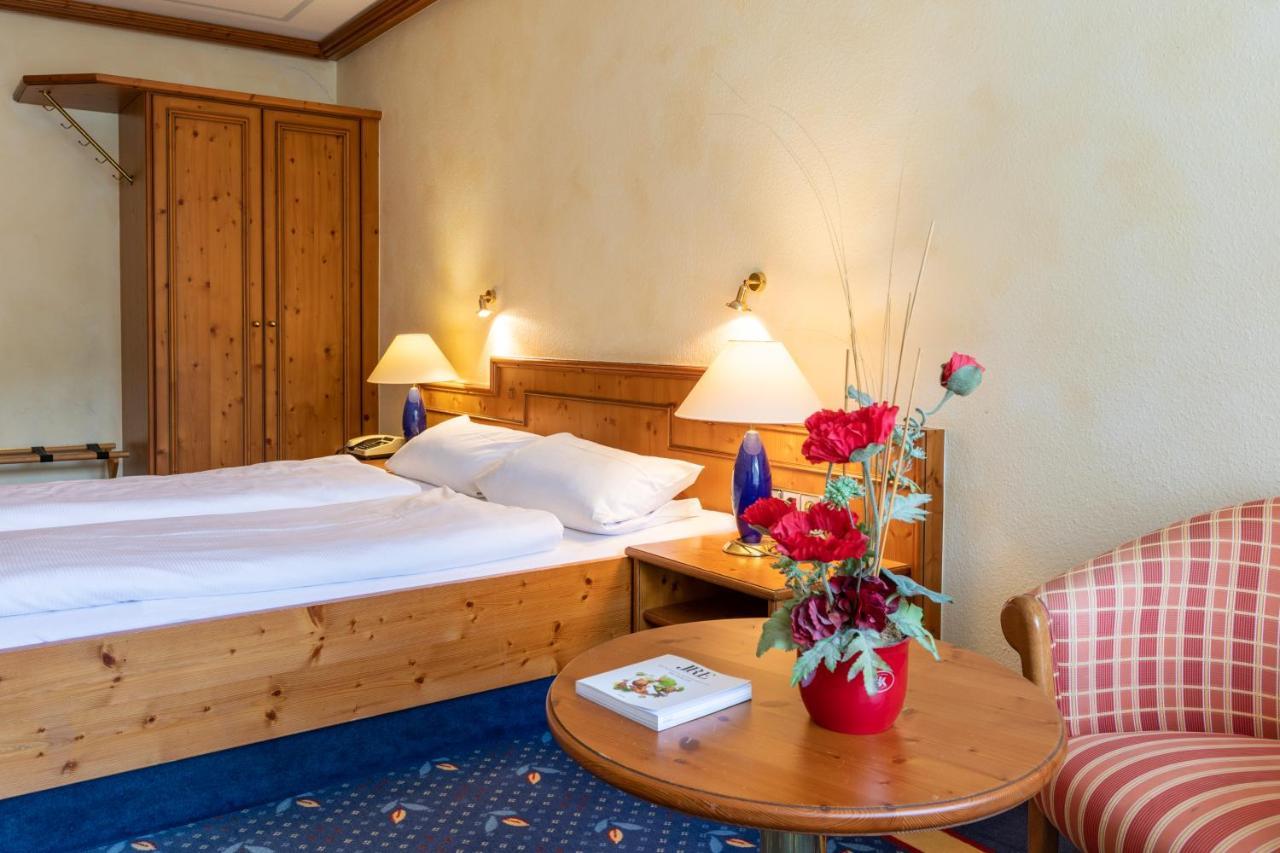 Sackmann Wanderhotel Байрсброн Экстерьер фото