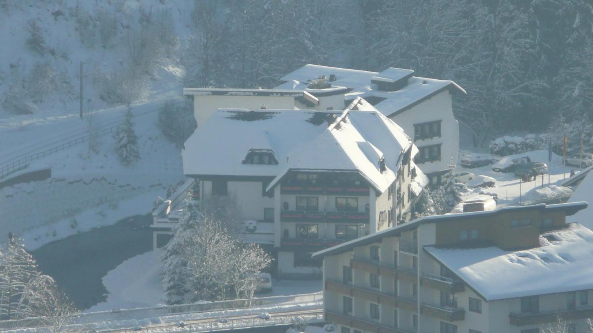 Sackmann Wanderhotel Байрсброн Экстерьер фото