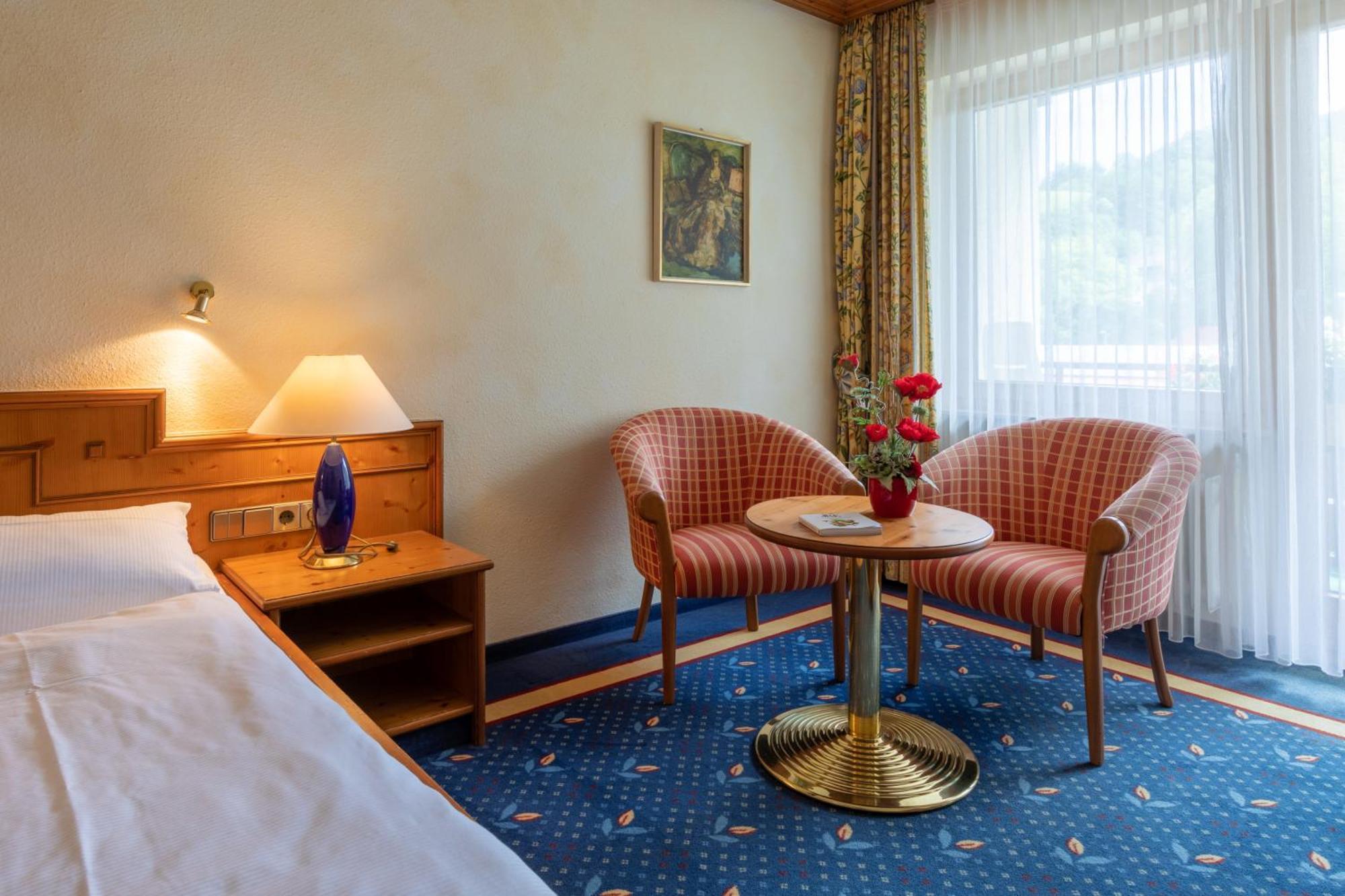 Sackmann Wanderhotel Байрсброн Экстерьер фото