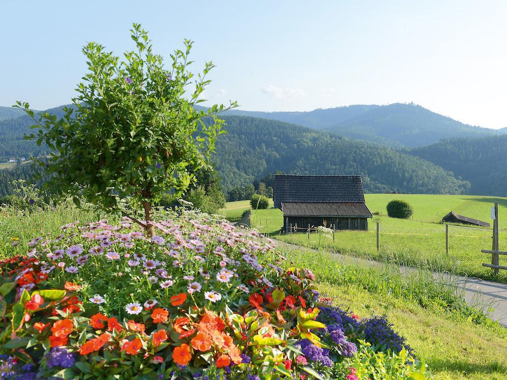 Sackmann Wanderhotel Байрсброн Экстерьер фото